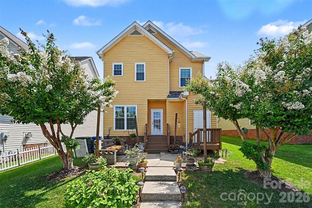 119 E Decatur Avenue, Mooresville, NC 28117