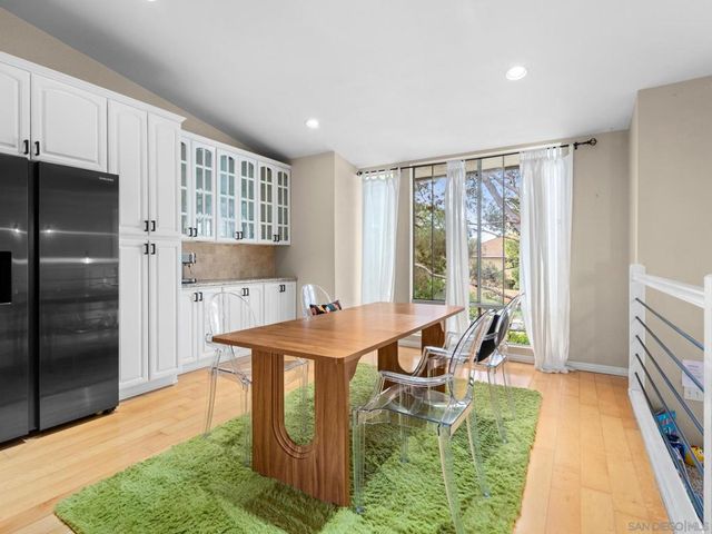 2400 Altisma Way B, Carlsbad, CA 92009