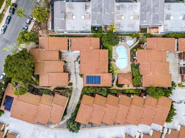 2400 Altisma Way B, Carlsbad, CA 92009