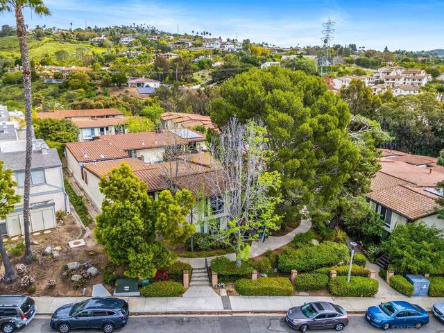 2400 Altisma Way B, Carlsbad, CA 92009