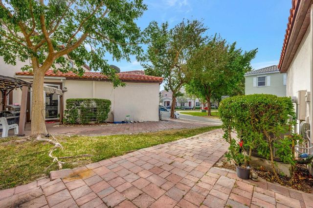 9480 SW 171st Avenue, Miami, FL 33196