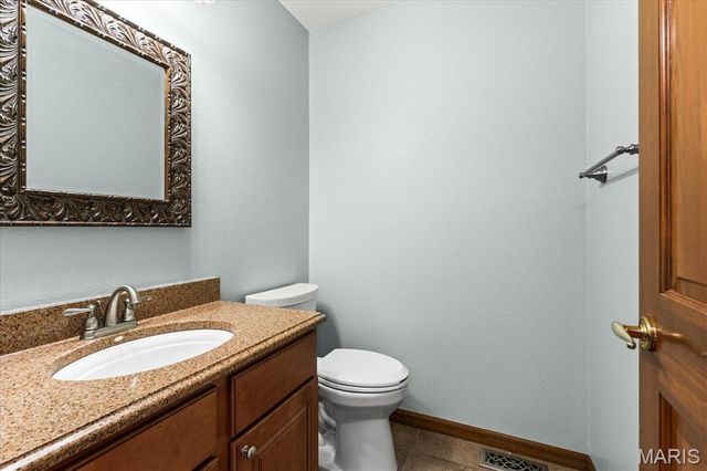 4301 Woodfield Place, Belleville, IL 62226