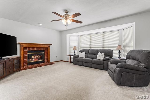 4301 Woodfield Place, Belleville, IL 62226