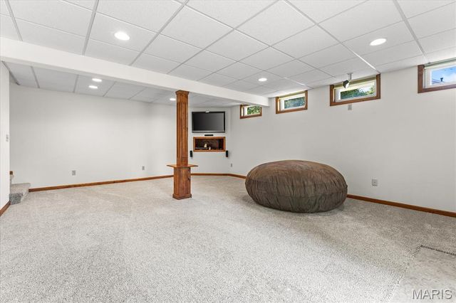 4301 Woodfield Place, Belleville, IL 62226