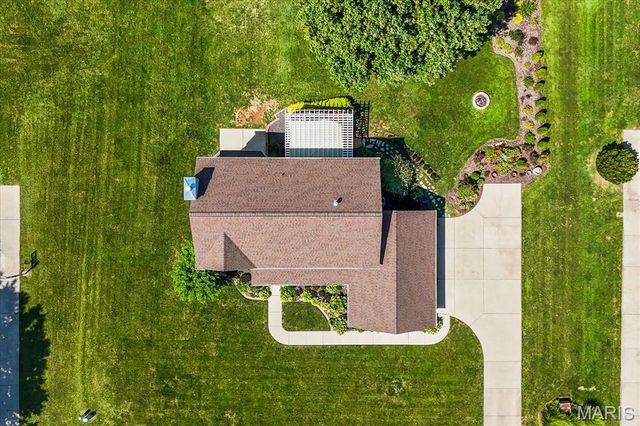 4301 Woodfield Place, Belleville, IL 62226