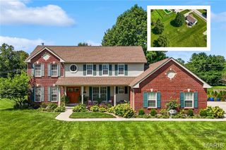 4301 Woodfield Place, Belleville, IL 62226