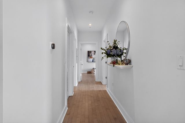 232 Old Colony Ave 506a, Boston, MA 02127