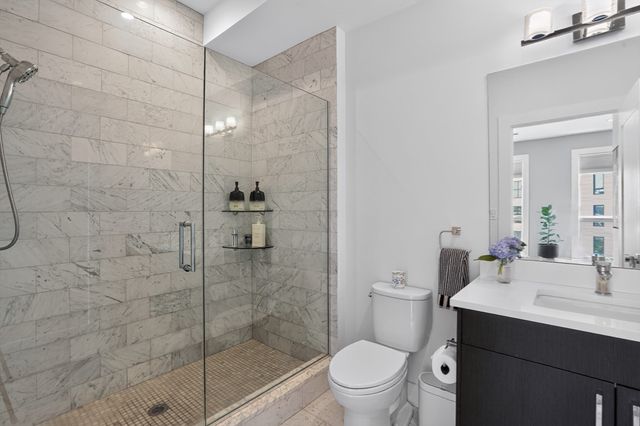 232 Old Colony Ave 506a, Boston, MA 02127