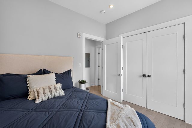 232 Old Colony Ave 506a, Boston, MA 02127
