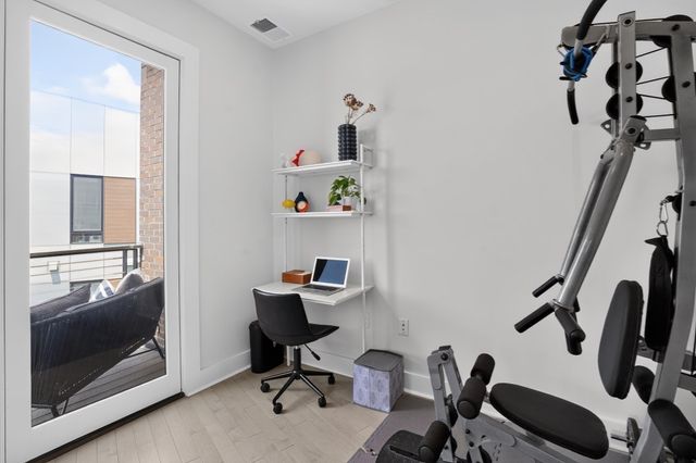 232 Old Colony Ave 506a, Boston, MA 02127