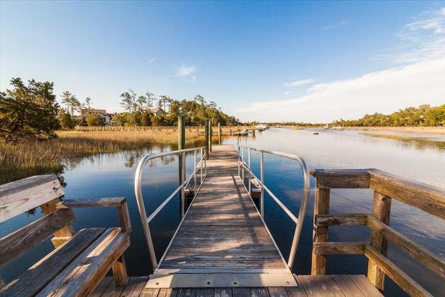 2717 Palmetto Hall Boulevard, Mount Pleasant, SC 29466