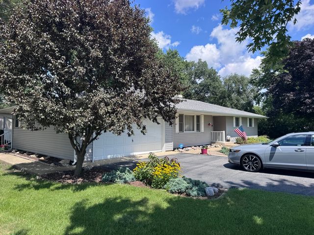 805 Chelsea Street, New Lenox, IL 60451