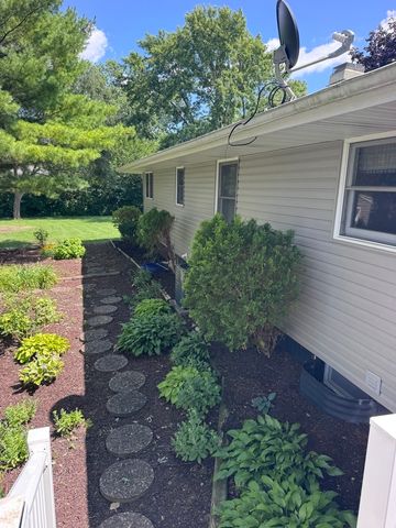 805 Chelsea Street, New Lenox, IL 60451
