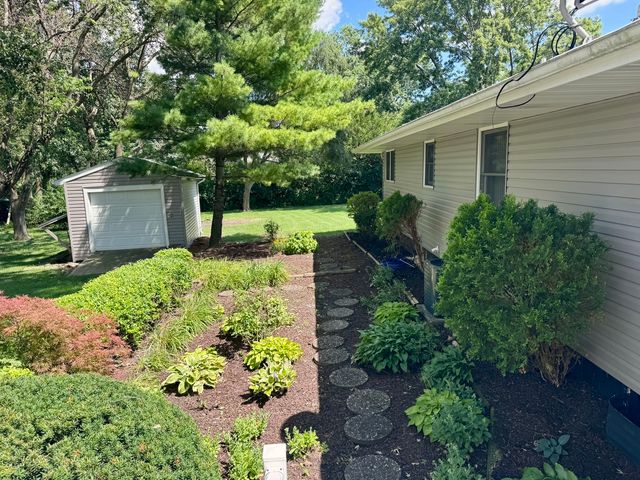 805 Chelsea Street, New Lenox, IL 60451