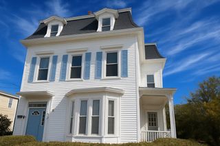 127 Court Street 3, Plymouth, MA 02360