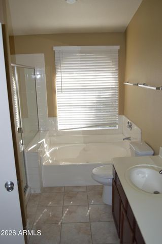 4235 E WINDMERE Drive, Phoenix, AZ 85048