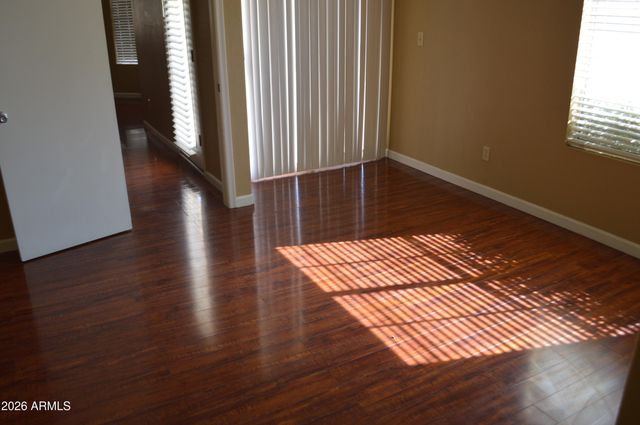 4235 E WINDMERE Drive, Phoenix, AZ 85048