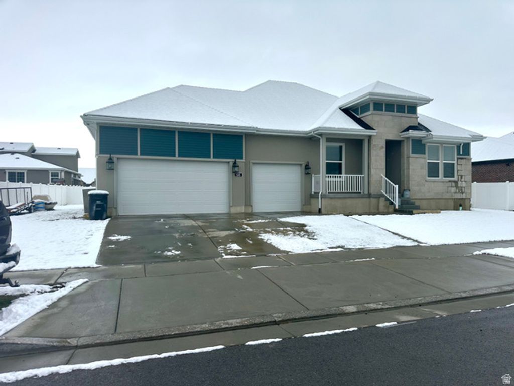 645 W LAFAYETTE ST, Stansbury Park, UT 84074
