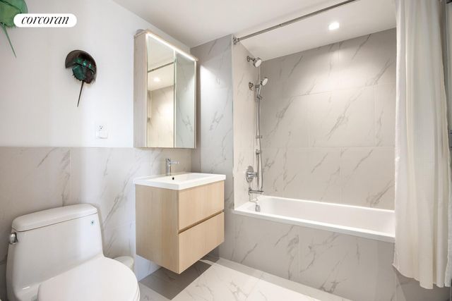 567 OCEAN Avenue B801, New York City, NY 11226