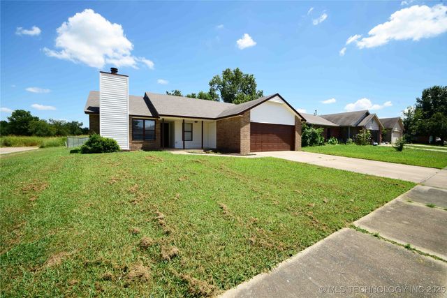 17603 S SANTE FE Street, Mounds, OK 74047