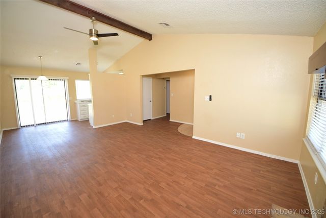 17603 S SANTE FE Street, Mounds, OK 74047