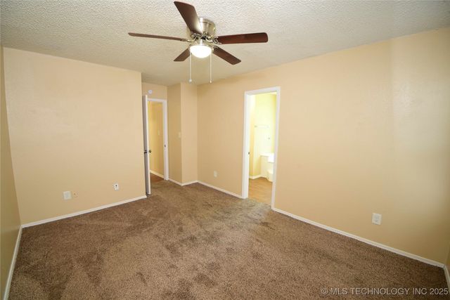 17603 S SANTE FE Street, Mounds, OK 74047