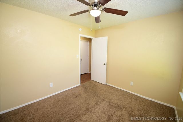 17603 S SANTE FE Street, Mounds, OK 74047