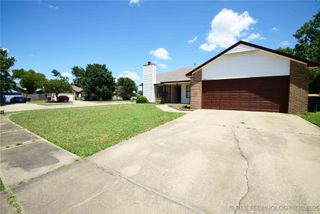 17603 S SANTE FE Street, Mounds, OK 74047