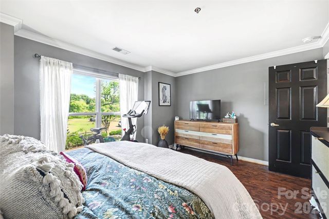 517 N Graham Street 2D, Charlotte, NC 28202