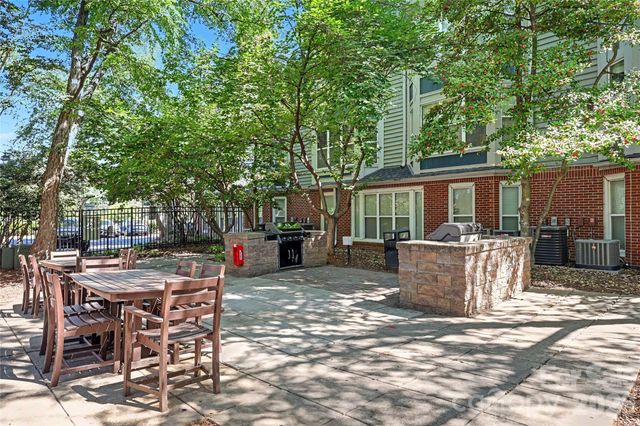 517 N Graham Street 2D, Charlotte, NC 28202