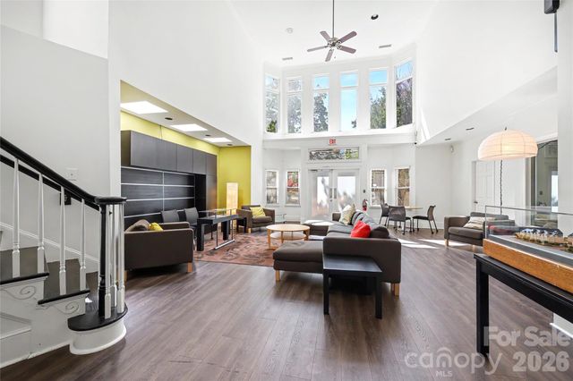 517 N Graham Street 2D, Charlotte, NC 28202