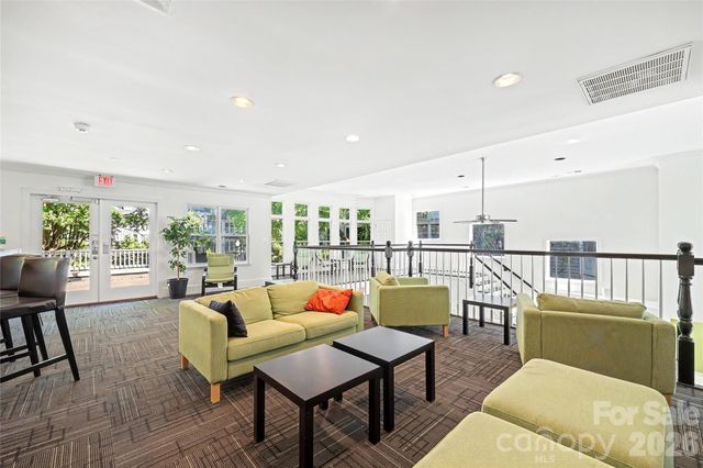 517 N Graham Street 2D, Charlotte, NC 28202