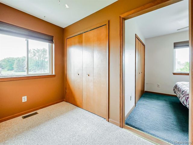 6398 High Valley Drive, White Lake, MI 48383