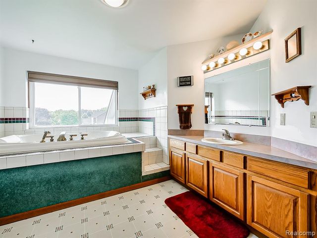 6398 High Valley Drive, White Lake, MI 48383