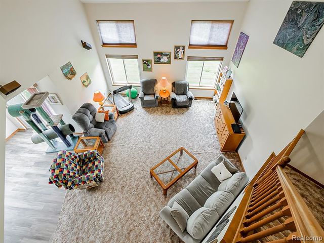 6398 High Valley Drive, White Lake, MI 48383