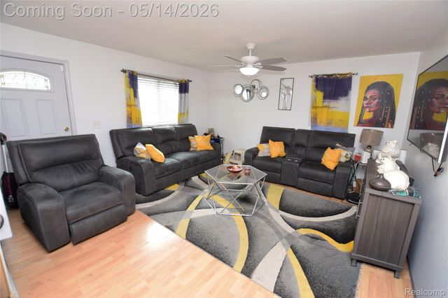 4301 Pengelly Road, Flint, MI 48507