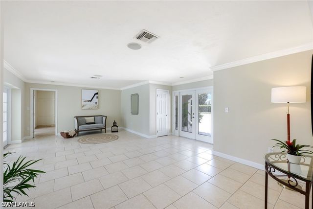 169 Baltusrol DR, Naples, FL 34113