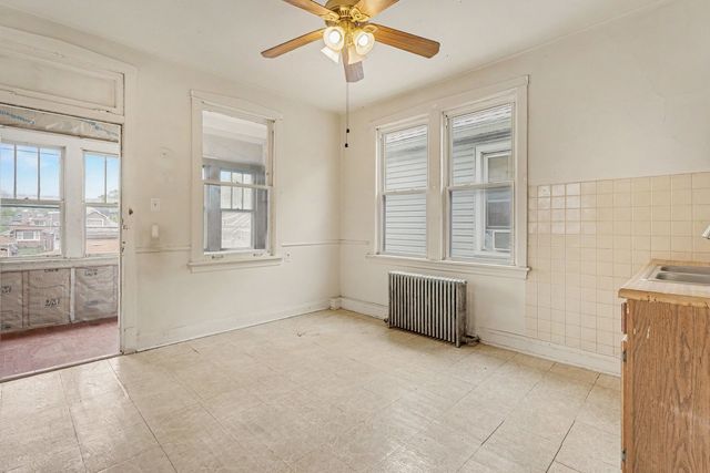 5032 W Gunnison Street, Chicago, IL 60630