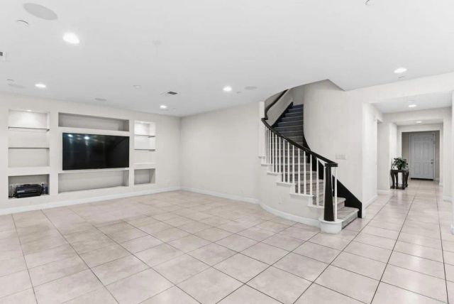 441 Adobe Estates Dr, Vista, CA 92083