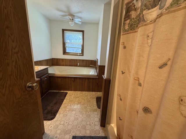 1066 CHURCH AVENUE, Wisconsin Rapids, WI 54494