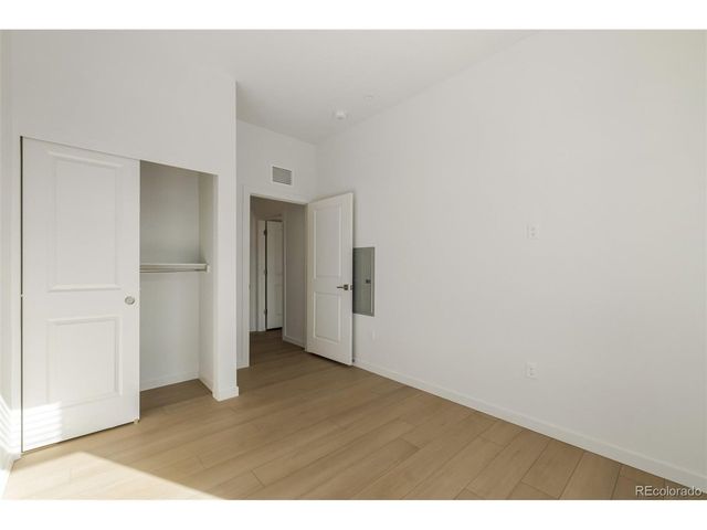 6153 N Ceylon St 3-106, Denver, CO 80249