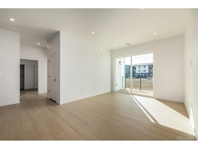 6153 N Ceylon St 3-106, Denver, CO 80249