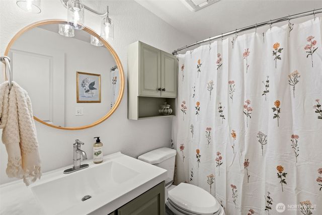 9922 132nd Street NW, Gig Harbor, WA 98329