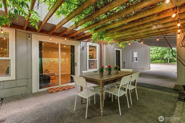 9922 132nd Street NW, Gig Harbor, WA 98329