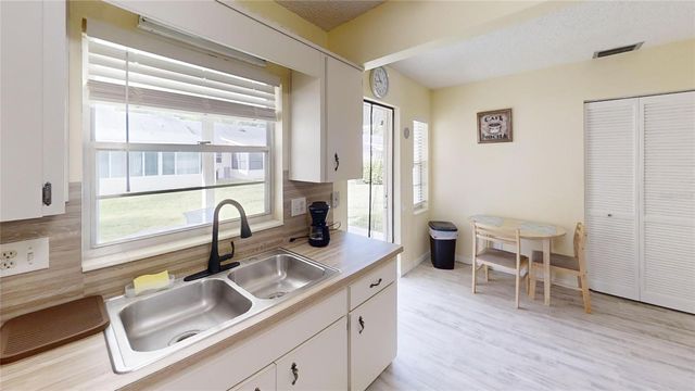 8678 SW 95 STREET B, Ocala, FL 34481