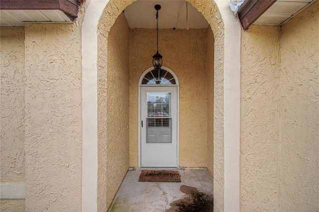 306 OAK TRACK RADIAL, Ocala, FL 34472