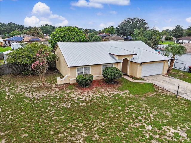 306 OAK TRACK RADIAL, Ocala, FL 34472