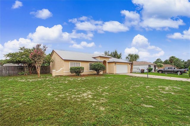 306 OAK TRACK RADIAL, Ocala, FL 34472