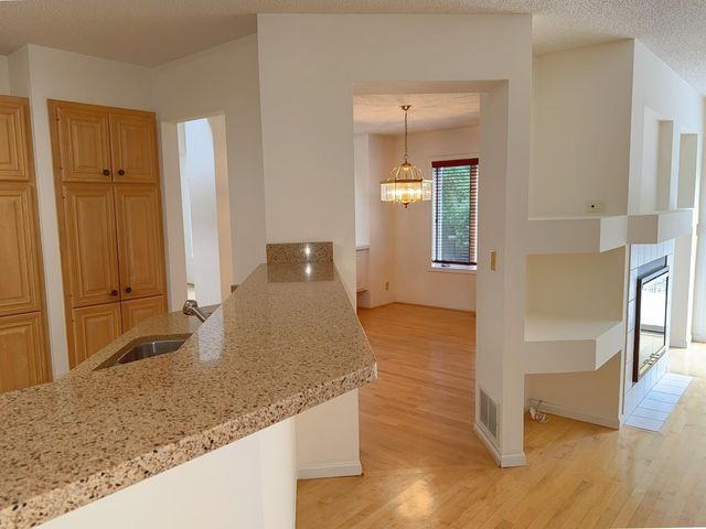 15575 17th Place N, Plymouth, MN 55447