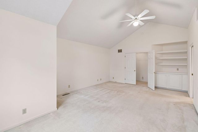 15575 17th Place N, Plymouth, MN 55447